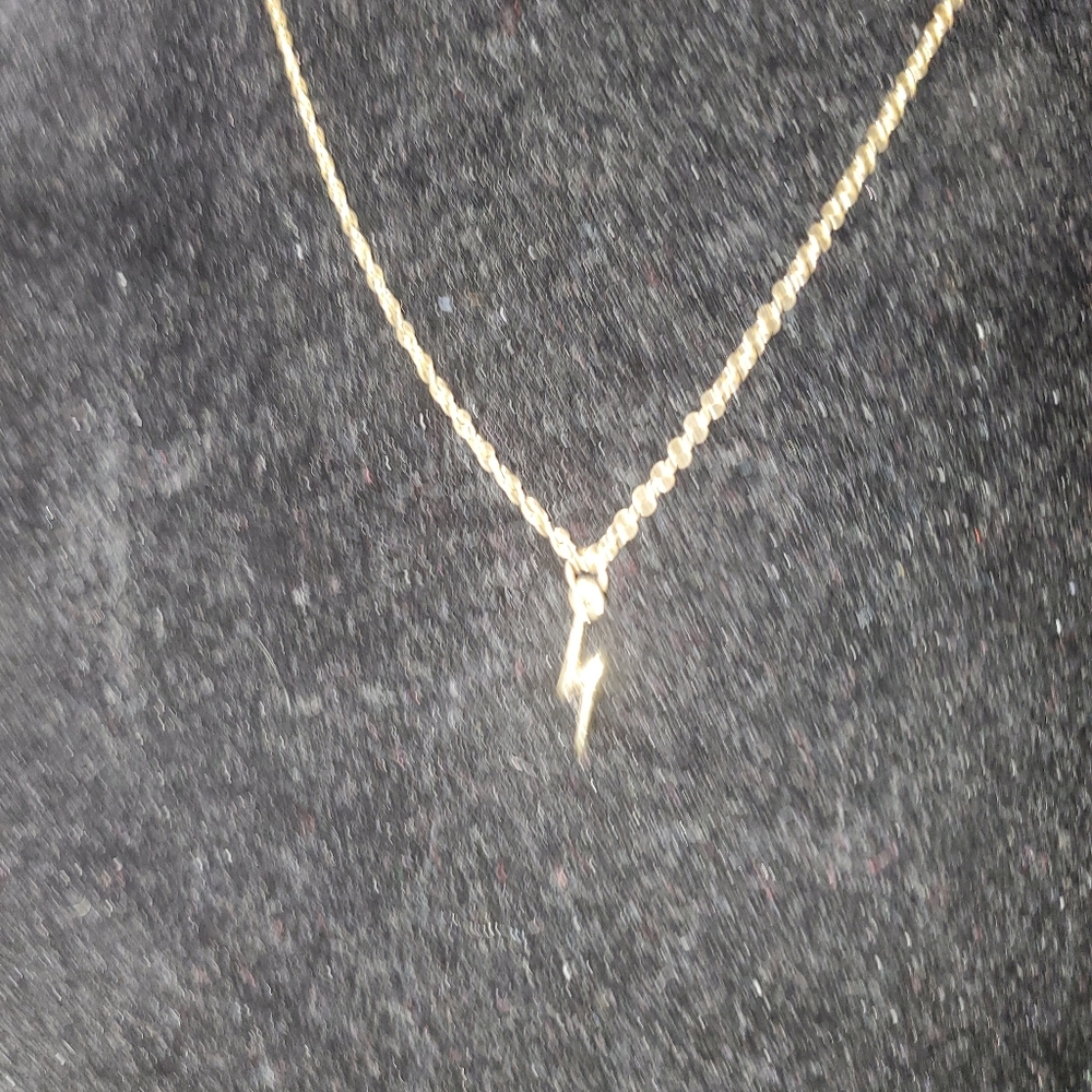 ⬇️$29 GOLD LIGHTING BOLT NECKLACE - Picture 7 of 10